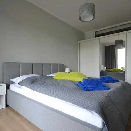 Grand De Luxe Solna Apartmán *