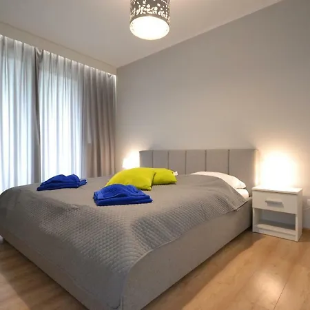 Grand De Luxe Solna Колобжег