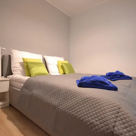 Apartment Grand De Luxe Solna *