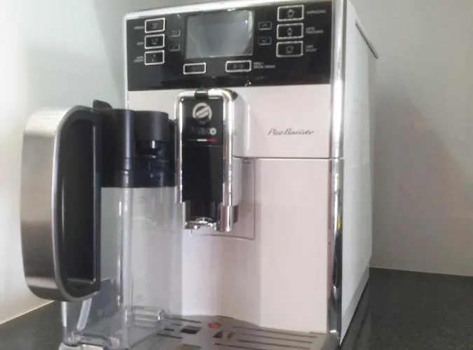 Grand De Luxe Solna Apartament *