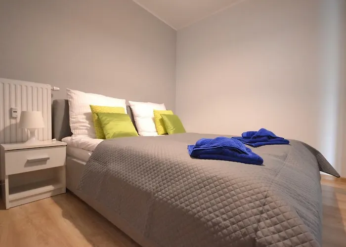 Apartament Grand De Luxe Solna *