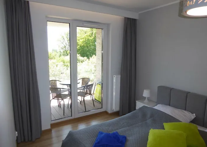 Apartament Grand De Luxe Solna *